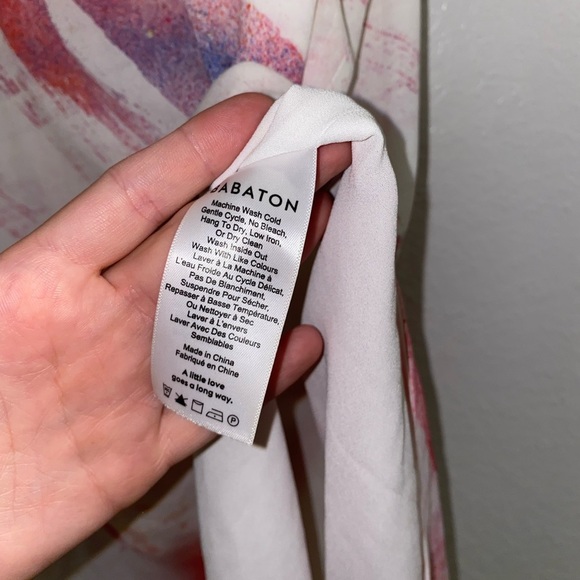 Aritzia Babaton Sleeveless Abstract Blouse with Tie size XXS - Picture 4 of 7